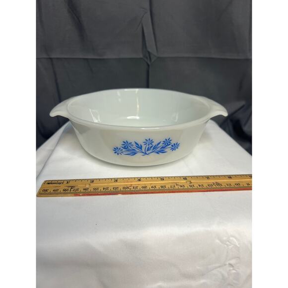Vintage Anchor Hocking Fire King 9" Oval Glass Bowl Cornflower Blue - Picture 1 of 6